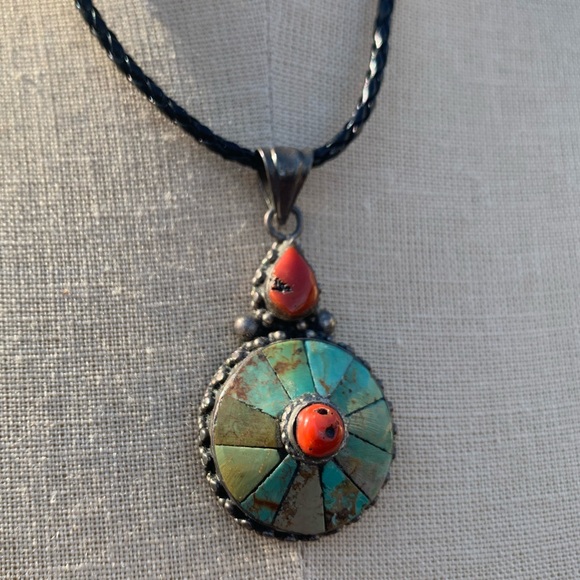 Handmade Turquoise and Sterling Silver UFO necklace - Picture 7 of 15